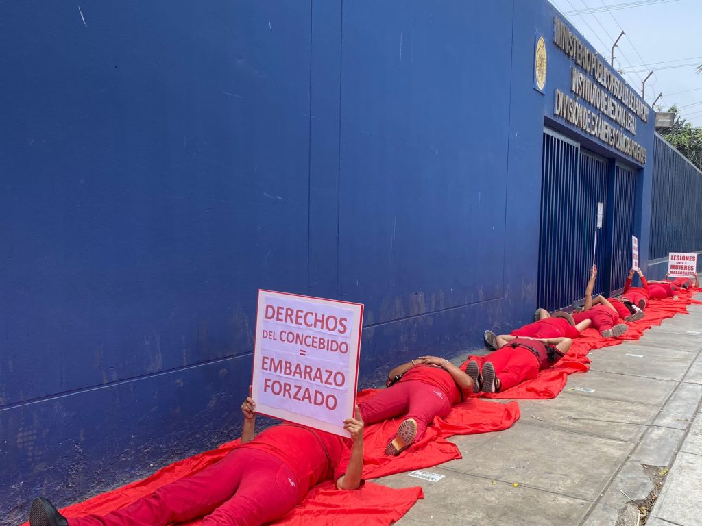 acostados a lo diagonal