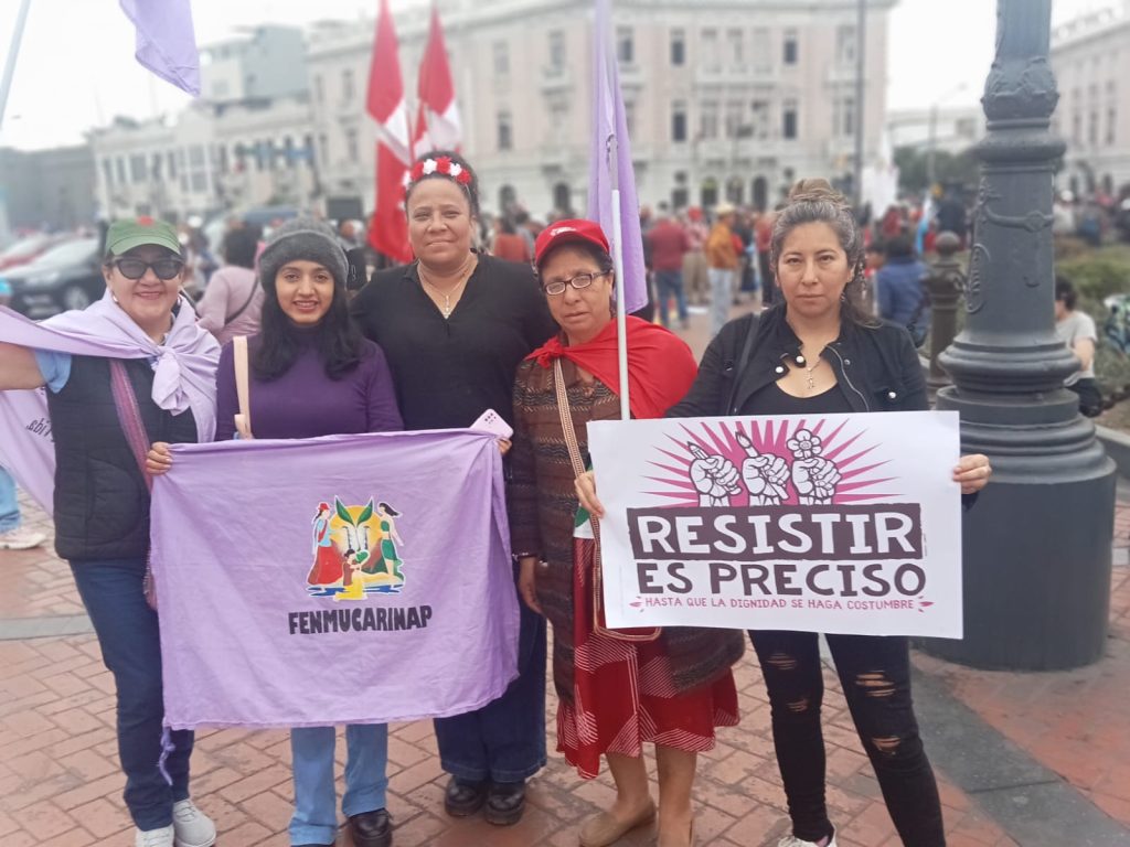 fenmucarinap tona de pie